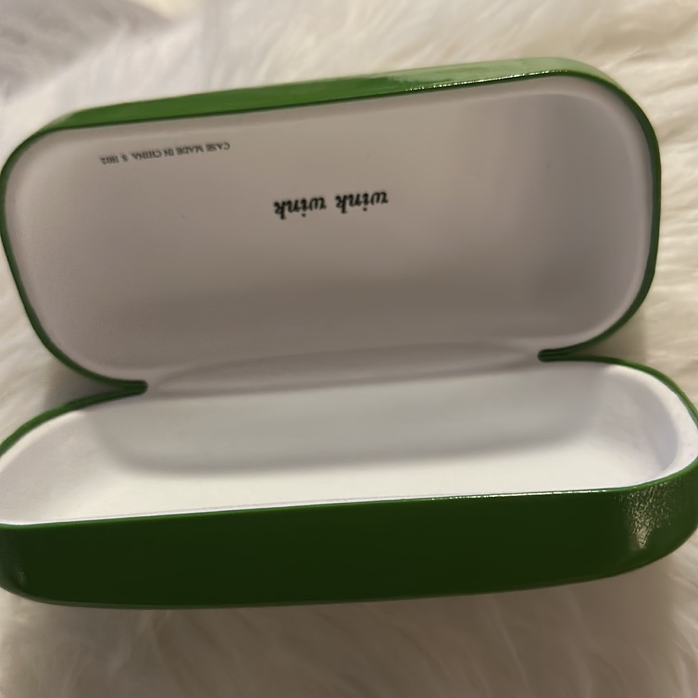 Kate ♠️ Spade Clamshell Wink Wink Eyeglass Case
